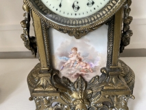 D35AD17F-951D-4CB3-8465-B68F949553F3